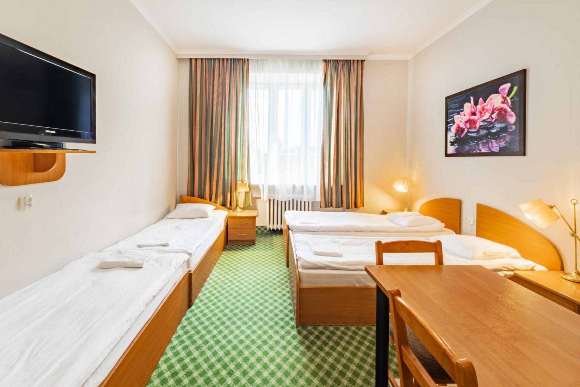 Noclegi Stadion Bed & Breakfast Varsovia Exterior foto